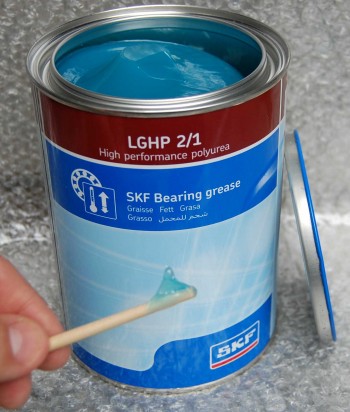 smazka-SKF-LGHP_83f0eef8e38a5de18475a32d5c5695a8