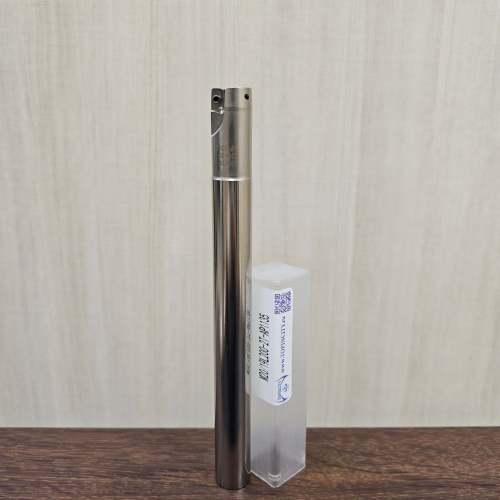 M20/19L200-2T-AP1135 - Фреза концевая со сменными пластинами (СМП)